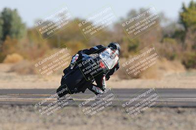 media/Dec-18-2022-SoCal Trackdays (Sun) [[8099a50955]]/Turn 7 Backside (1125am)/